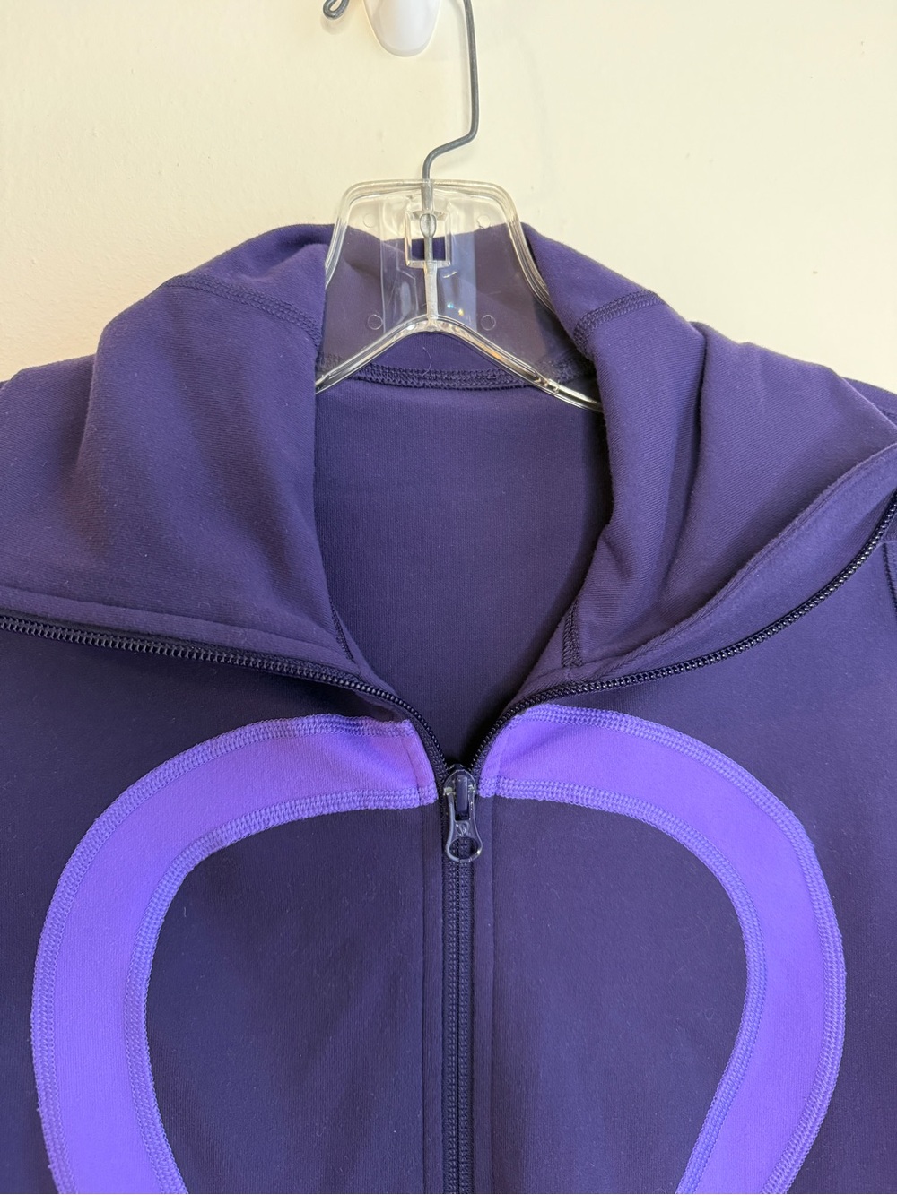 Lululemon In Stride Jacket - Picture 8 of 8